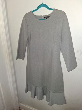 Banana Republic Gray Ruffle Hem Dress